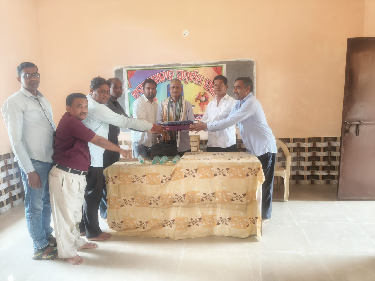 ସହକାରୀ ଶିକ୍ଷକ ମସ୍ତ ରାମ ନାଏକ ଙ୍କ ଅବସରକାଳୀନ ସମ୍ବର୍ଦ୍ଧନା